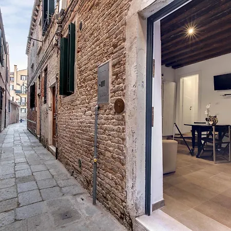 I Quattro Mori By Wonderful Italy * Venice